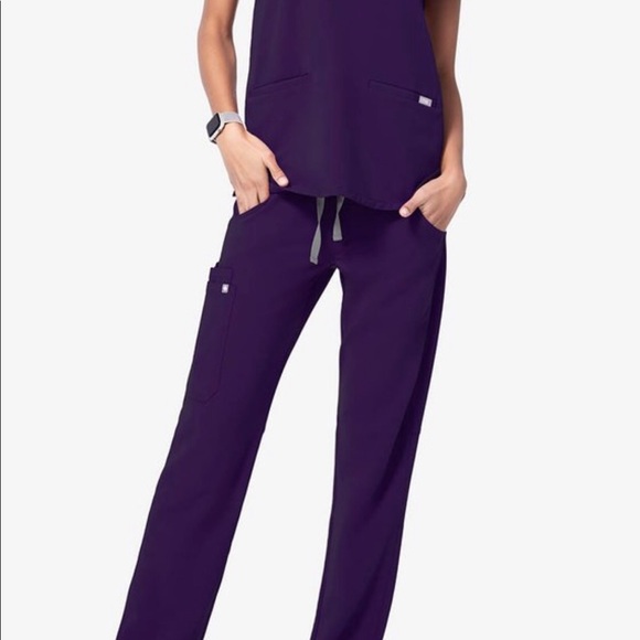 Figs scrub set. XS top XSP bottom - Picture 2 of 2